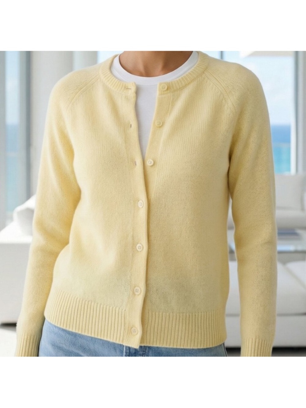 RUMORED Seabrook cardigan in buttercream Yellow Size S